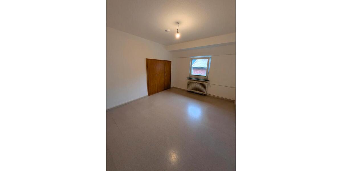 Etagenwohnung Bad Sassendorf - 3 Zimmer, 80 m&sup2;, 560&euro; | Angebot:25981111