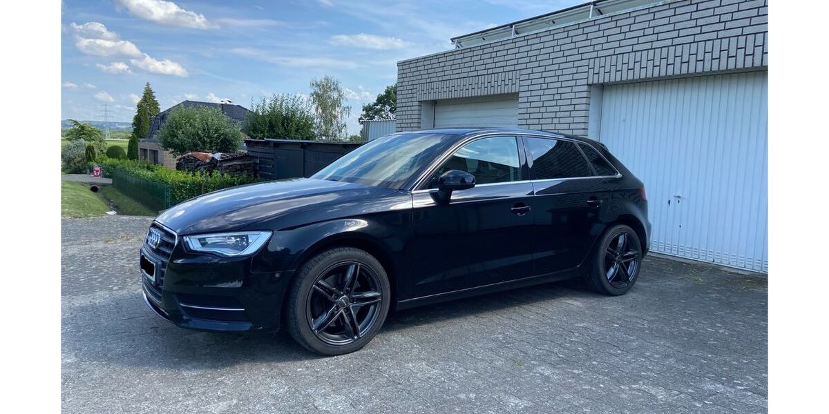 Audi A3 149.100 km 12.500 &euro; Paderborn 33106