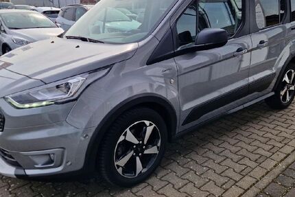 Ford Tourneo Connect 25.653 km 21.495 &euro; Rheda-Wiedenbrück 33378