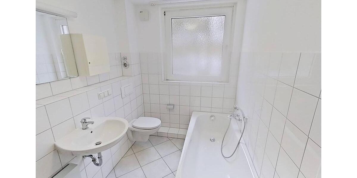 Etagenwohnung Paderborn - 3 Zimmer, 70 m&sup2;, 593&euro; | Angebot:24570702
