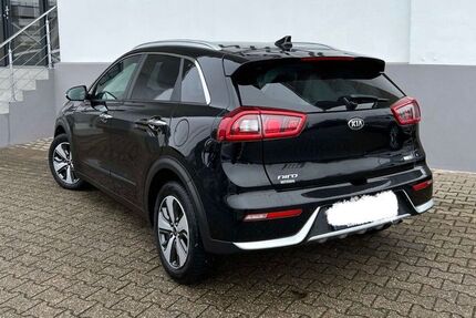 Kia Niro 195.000 km 9.900 &euro; Lippstadt 59556