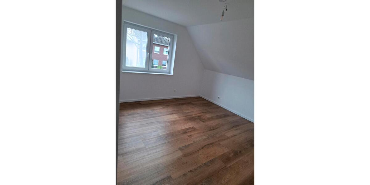 Etagenwohnung Gütersloh - 3 Zimmer, 115 m&sup2;, 1.470&euro; | Angebot:25949033