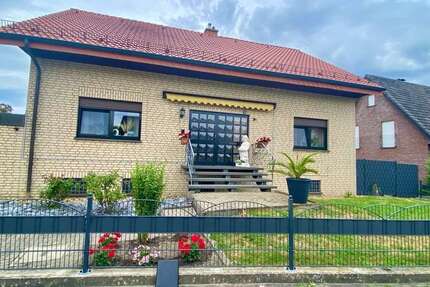 Haus Lippstadt Bad Waldliesborn - 6 Zimmer, 183 m&sup2;, 495.000&euro; | Angebot:25033065