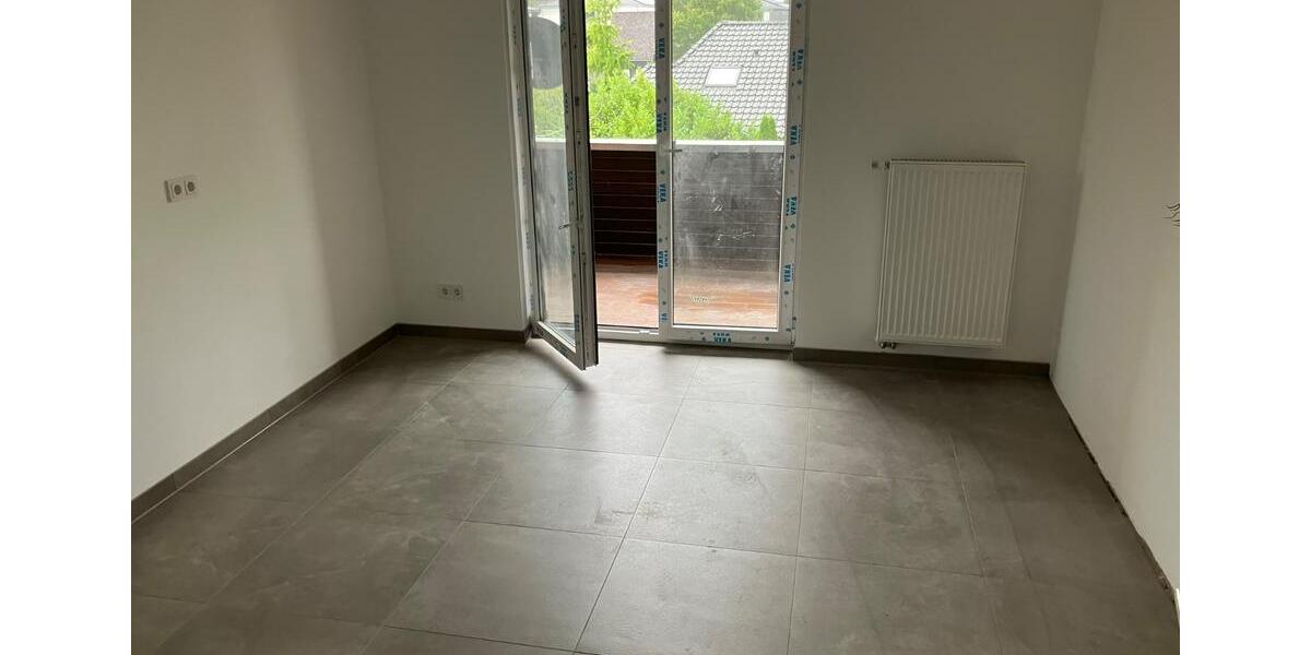 Dachgeschoßwohnung Lippstadt - 2 Zimmer, 75 m&sup2;, 875&euro; | Angebot:25949039