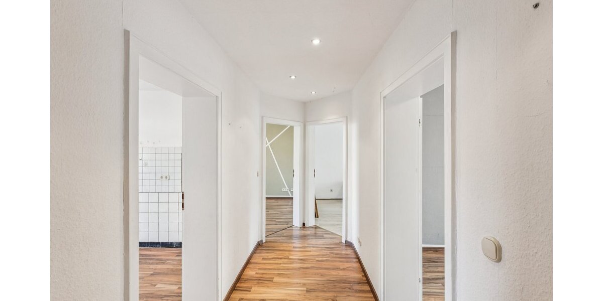 Zweifamilienhaus mit Potenzial – ideal für Mehrgenerationenwohnen oder Kapitalanlage - Einfamilienhaus Warstein | Angebot:25857972