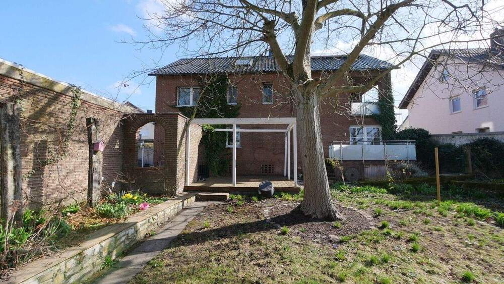 Mehrfamilienhaus, Wohnhaus Paderborn / Elsen Elsen - 9 Zimmer, 239 m&sup2;, 629.000&euro; | Angebot:25914751