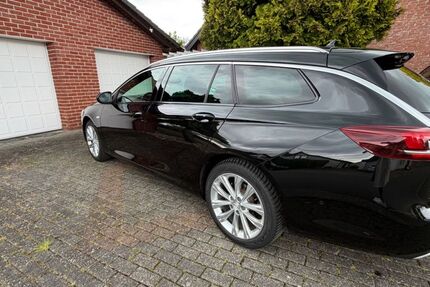 Opel Insignia 99.000 km 17.200 &euro; Warstein 59581
