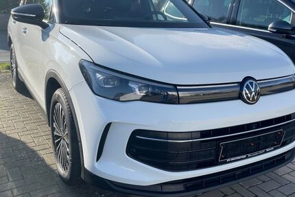 VW Tiguan 9.600 km 33.780 &euro; Wadersloh 59329