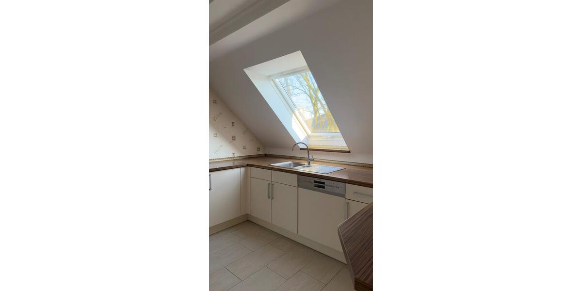Dachgeschoßwohnung Gütersloh Kattenstroth - 3.5 Zimmer, 120 m&sup2;, 900&euro; | Angebot:26532521