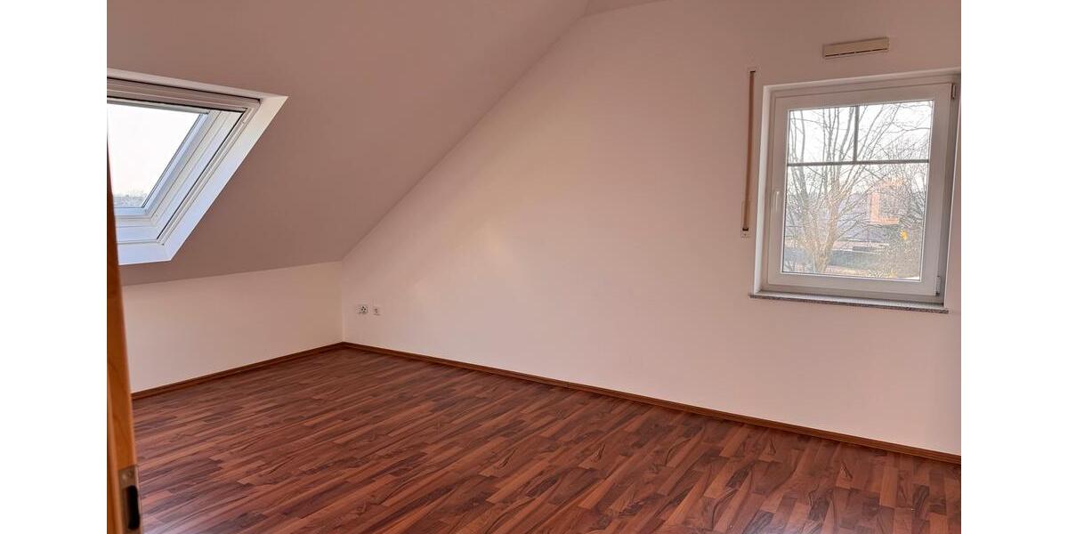 Maisonettenwohnung Paderborn - 3 Zimmer, 100 m&sup2;, 1.380&euro; | Angebot:25723615