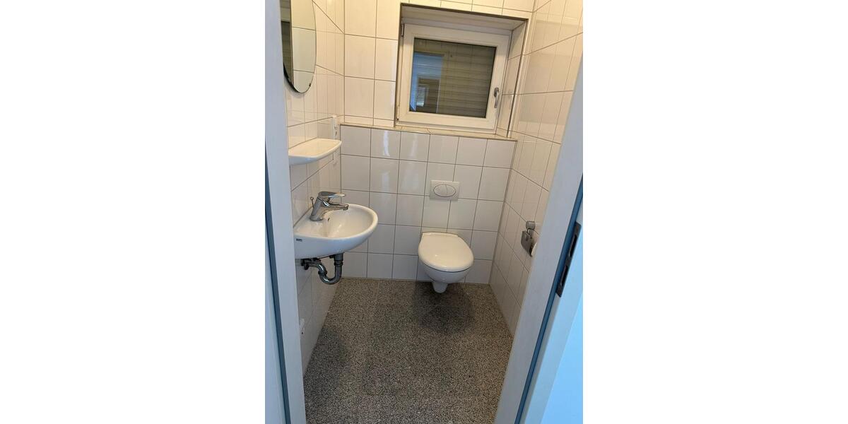 Dachgeschoßwohnung Rheda-Wiedenbrück Wiedenbrück - 4 Zimmer, 144 m&sup2;, 1.400&euro; | Angebot:26702990