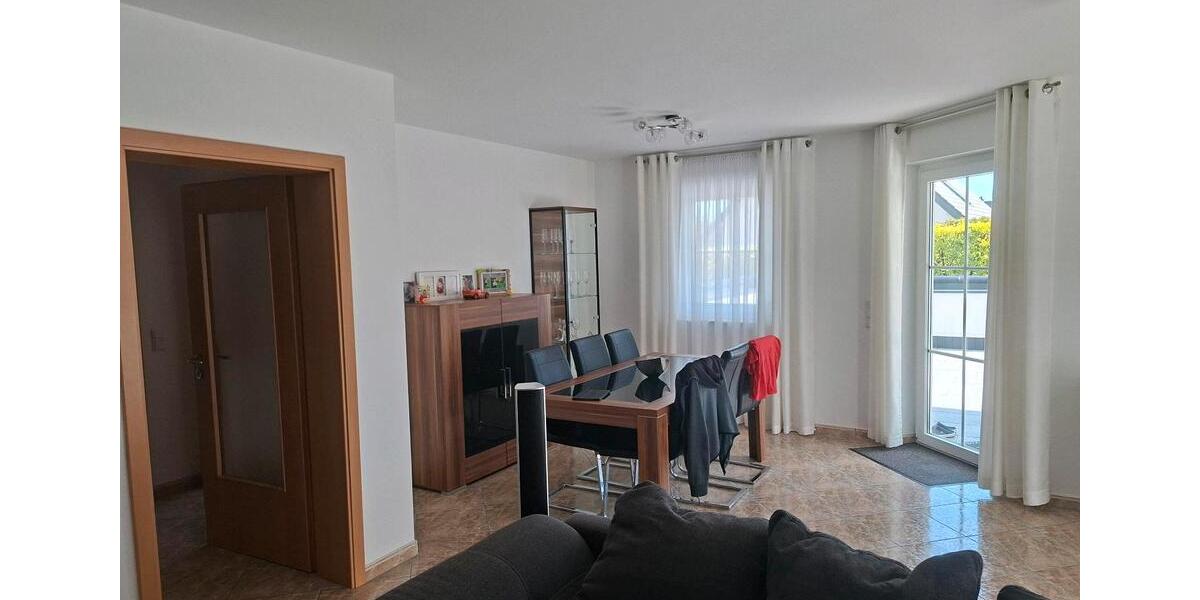 Etagenwohnung Warstein - 3 Zimmer, 105 m&sup2;, 800&euro; | Angebot:26690660