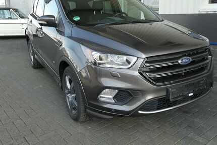 Ford Kuga 137.720 km 12.890 &euro; Paderborn 33106
