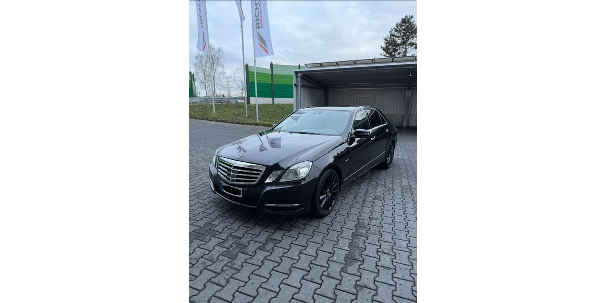 Mercedes-Benz 350 189.000 km 13.300 &euro; Paderborn 33102