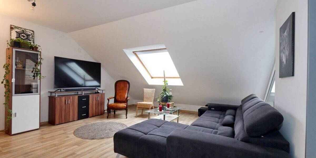 Etagenwohnung Büren - 2 Zimmer, 63 m&sup2;, 380&euro; | Angebot:26881842