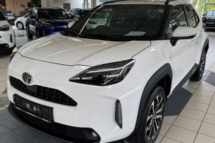 Toyota Yaris Cross 10.685 km 24.490 &euro; Paderborn 33104