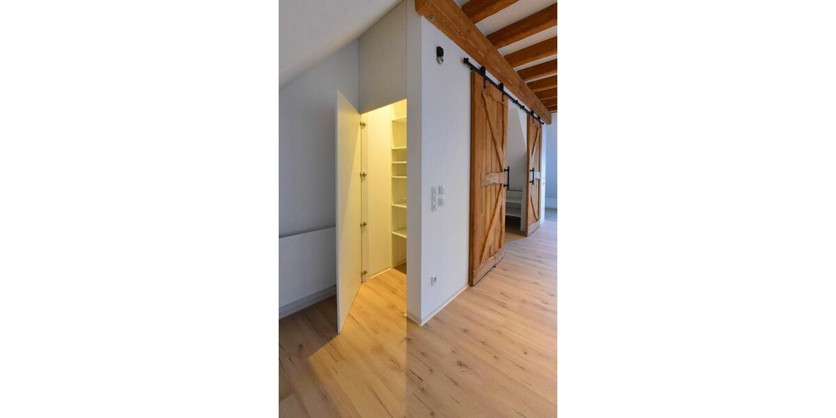 Loft - Studio - Atelier Hövelhof - 3 Zimmer, 150 m&sup2;, 1.200&euro; | Angebot:25992727