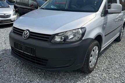 VW Caddy 220.000 km 3.999 &euro; Paderborn 33100