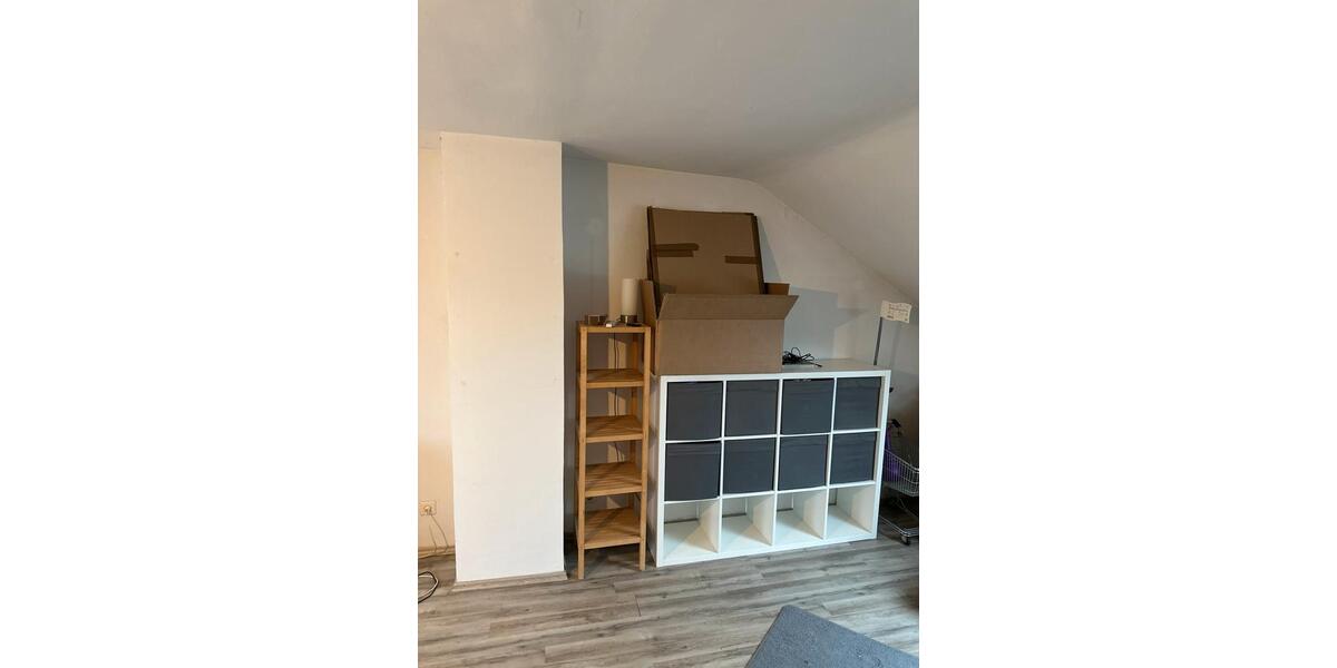 Dachgeschoßwohnung Lippstadt - 2 Zimmer, 50 m&sup2;, 620&euro; | Angebot:26566422