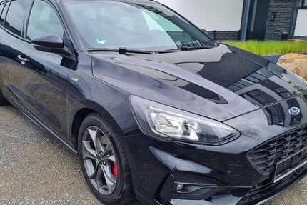 Ford Focus 149.928 km 12.999 &euro; Paderborn 33106