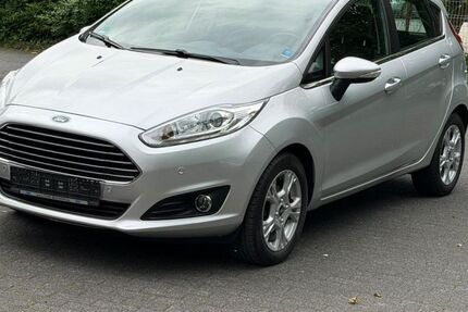 Ford Fiesta 78.000 km 8.299 &euro; Paderborn 33100