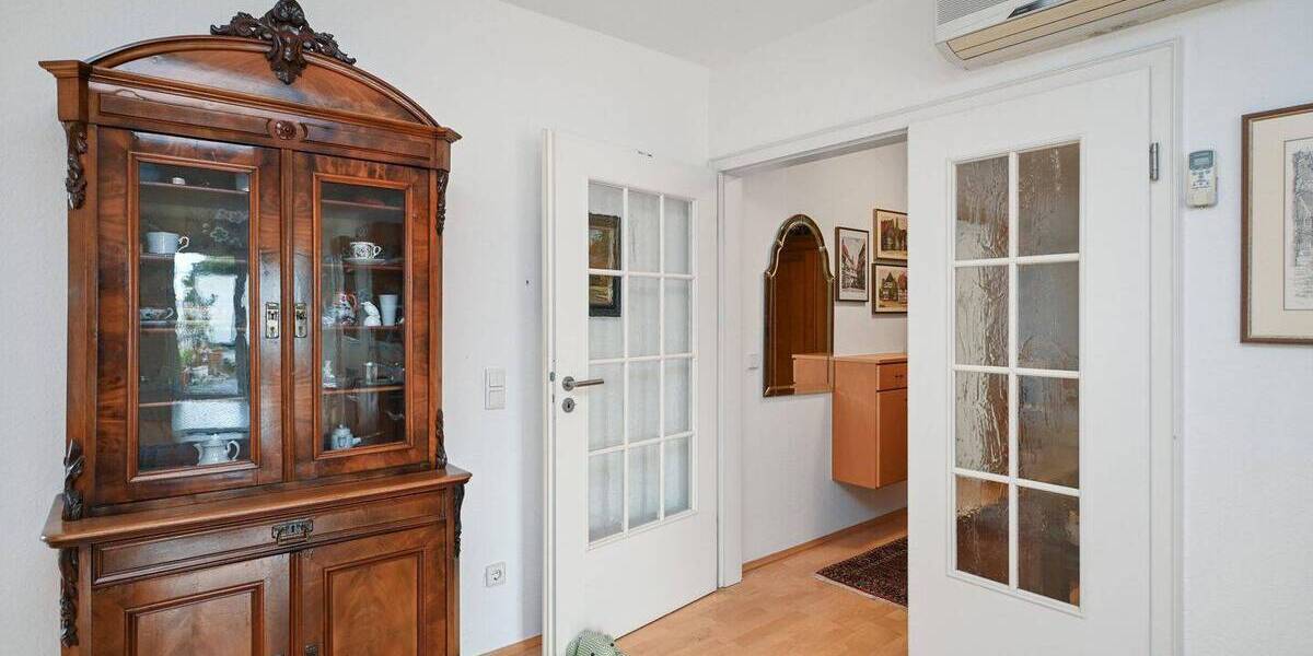 Etagenwohnung Gütersloh Innenstadt - 3 Zimmer, 143 m&sup2;, 439.000&euro; | Angebot:26644140