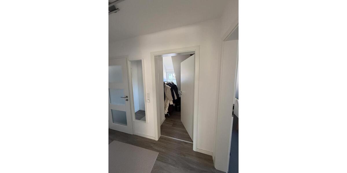 Dachgeschoßwohnung Warstein - 2 Zimmer, 82 m&sup2;, 780&euro; | Angebot:26008470