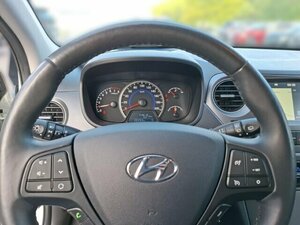 Hyundai i10 YES! Plus Apple CarPlay Android Auto Klimaauto 38.283 km 13.470 &euro; Bad Wünnenberg 33181