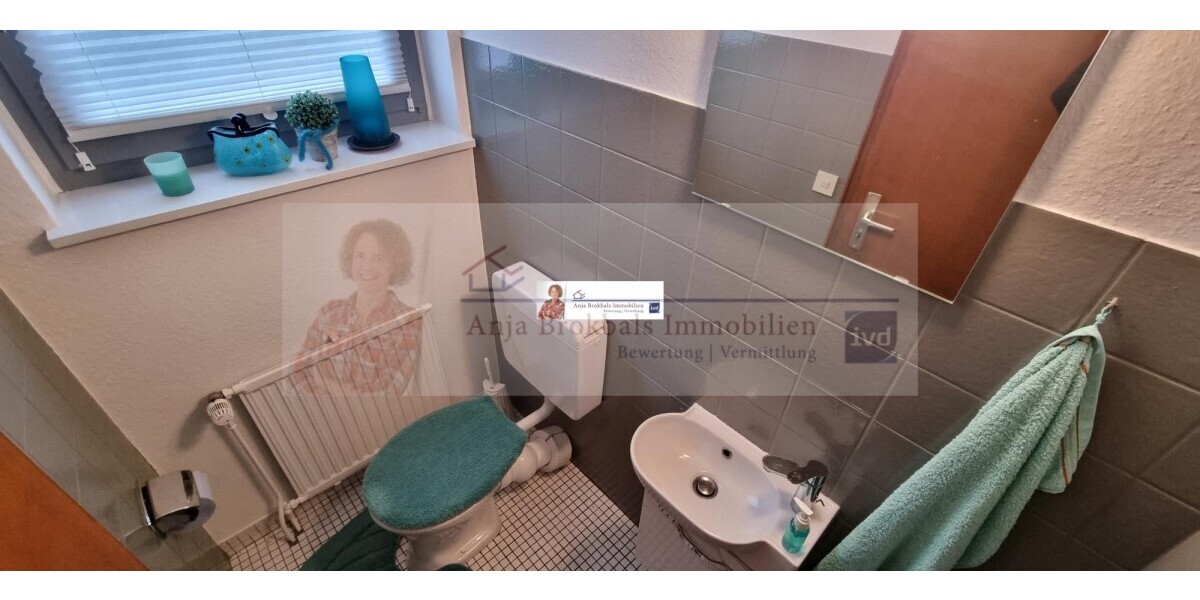 33330 Gütersloh: Großes Haus für 1-2 FamilienGenerationen - provisionsfrei für Käufer - Zweifamilienhaus Gütersloh | Angebot:18157426