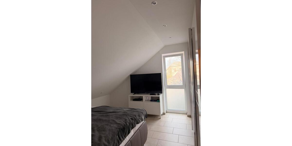 Dachgeschoßwohnung Verl - 3 Zimmer, 80 m&sup2;, 960&euro; | Angebot:26621328