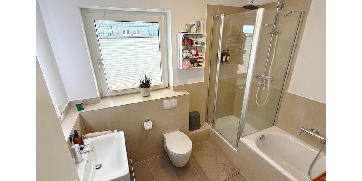 Etagenwohnung Paderborn - 3 Zimmer, 100 m&sup2;, 990&euro; | Angebot:25920224