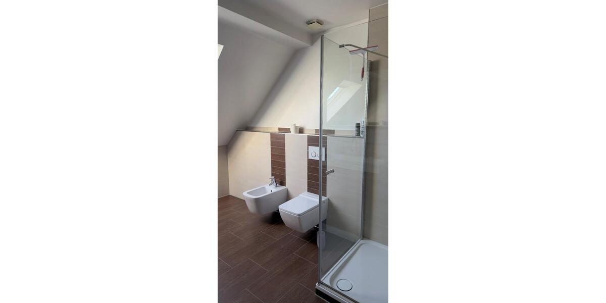 Dachgeschoßwohnung Gütersloh Kattenstroth - 4 Zimmer, 120 m&sup2;, 900&euro; | Angebot:25417285