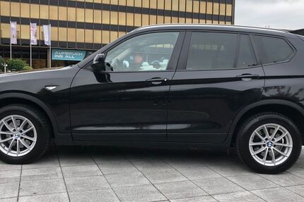 BMW X3 191.000 km 9.950 &euro; Paderborn 33104