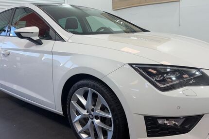 Seat Leon 51.894 km 15.490 &euro; Soest 59494