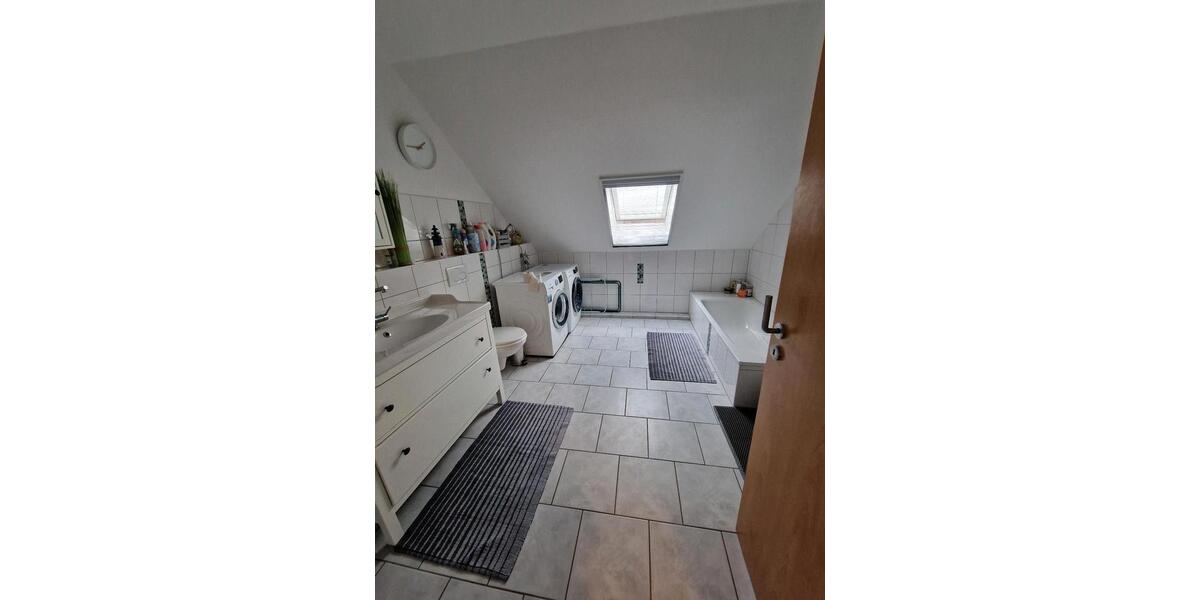 Etagenwohnung Lippstadt Garfeln - 4 Zimmer, 100 m&sup2;, 365.000&euro; | Angebot:26406435