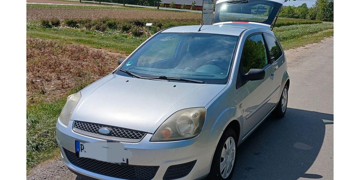 Ford Fiesta 120.280 km 1.999 &euro; Borchen 33178