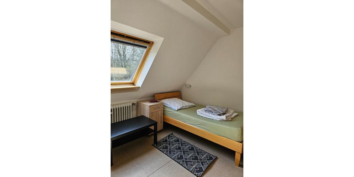 Etagenwohnung Lippstadt - 15 Zimmer, 20 m&sup2;, 400&euro; | Angebot:25131718