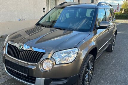 Skoda Yeti 89.000 km 6.990 &euro; Paderborn 33100