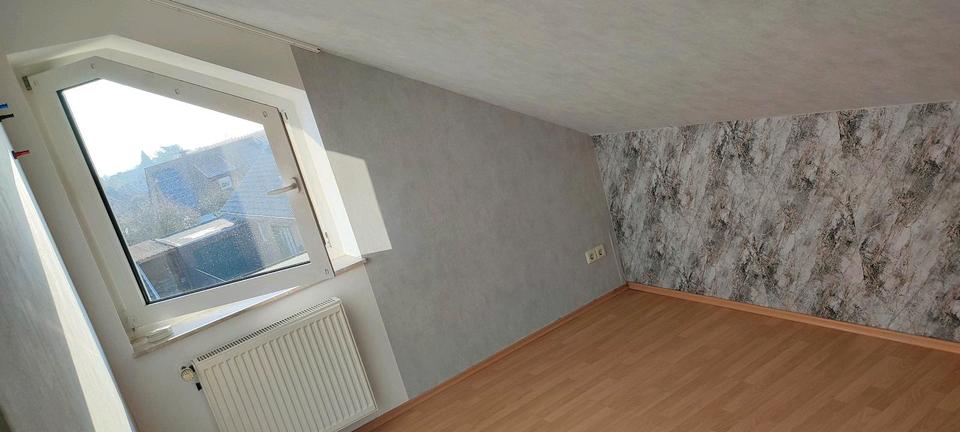 Dachgeschoßwohnung Wadersloh - 3 Zimmer, 70 m&sup2;, 530&euro; | Angebot:25853050