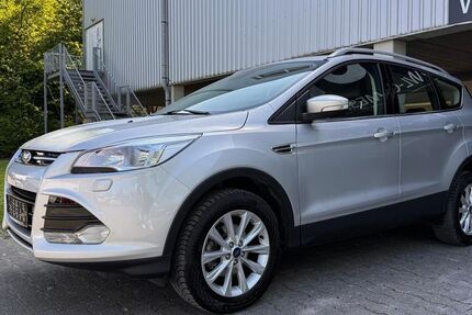 Ford Kuga 105.560 km 8.490 &euro; Paderborn 33102