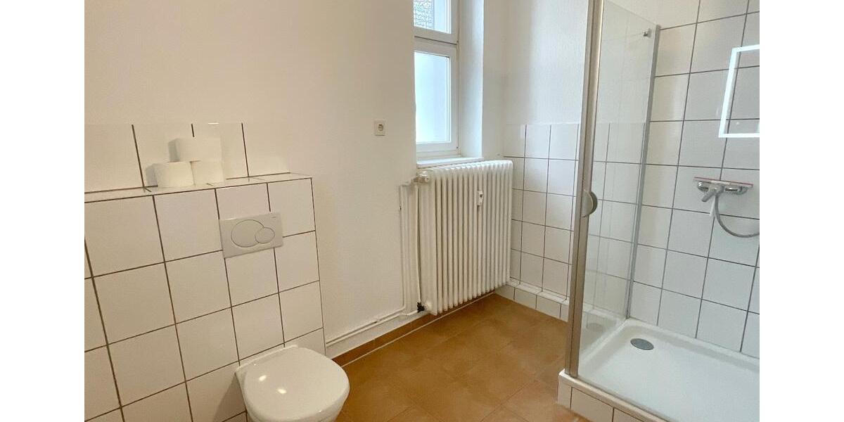 Etagenwohnung Paderborn - 2 Zimmer, 80 m&sup2;, 790&euro; | Angebot:25920244