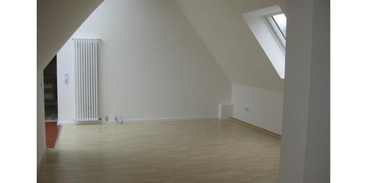 Dachgeschoßwohnung Delbrück - 2 Zimmer, 95 m&sup2;, 790&euro; | Angebot:26589116