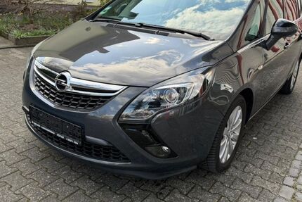 Opel Zafira 120.000 km 10.490 &euro; Paderborn 33100