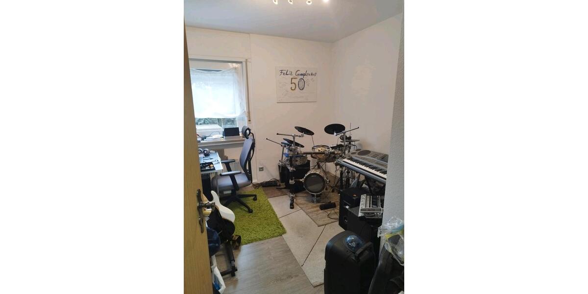 Reihenhaus Geseke - 1 Zimmer, 95 m&sup2;, 245.000&euro; | Angebot:26064005