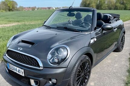 Mini Cooper S Cabrio 92.000 km 12.500 &euro; Bad Wünnenberg 33181