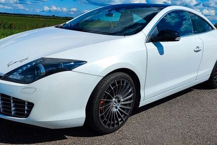 Renault Laguna 207.000 km 7.900 &euro; Paderborn 33100