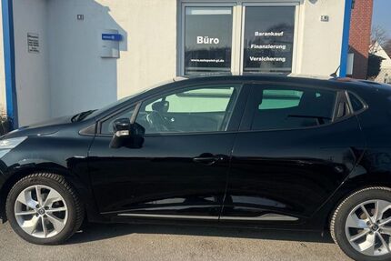 Renault Clio 97.000 km 7.949 &euro; Gütersloh 33330