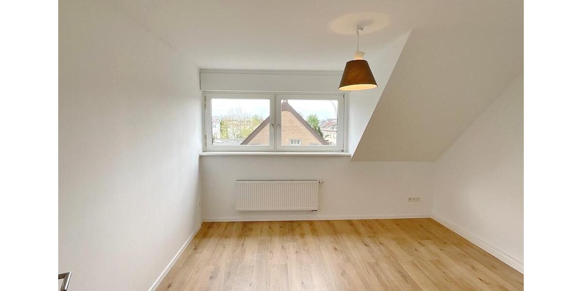 Etagenwohnung Paderborn - 3 Zimmer, 100 m&sup2;, 990&euro; | Angebot:25920224