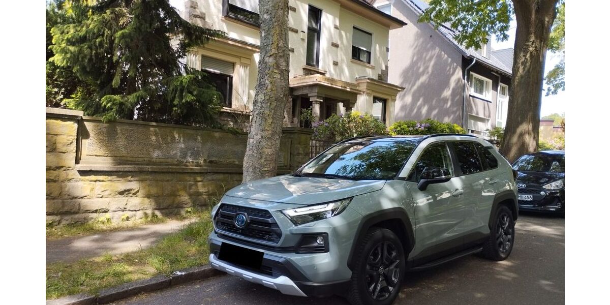 Toyota RAV 4 81.000 km 28.000 &euro; Lippstadt 59557