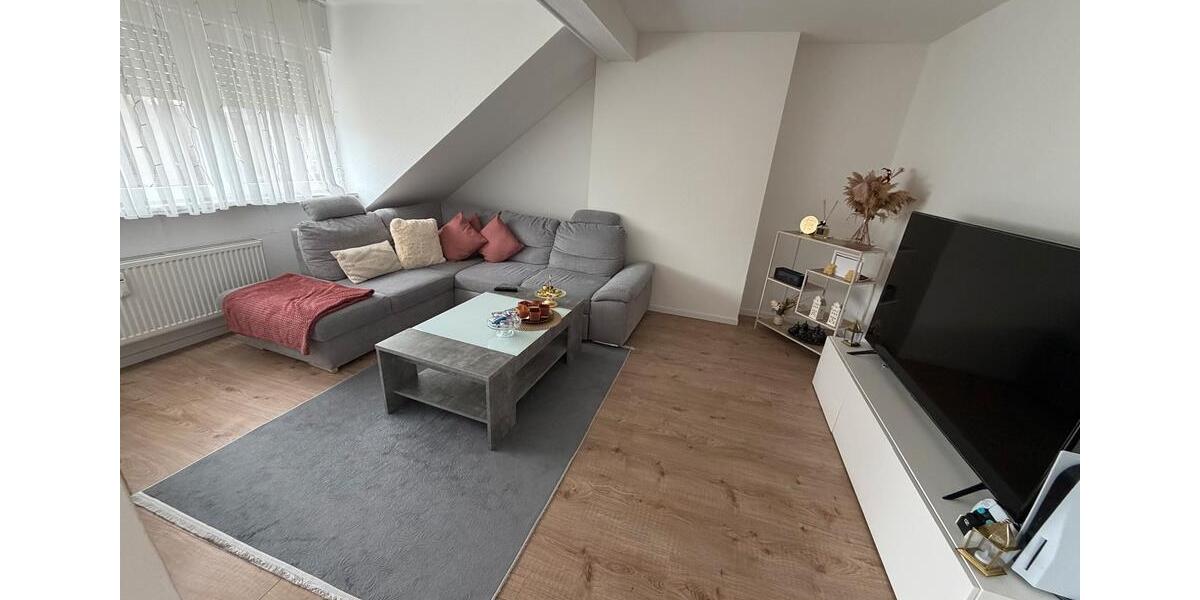 Dachgeschoßwohnung Rüthen - 3 Zimmer, 88 m&sup2;, 745&euro; | Angebot:26022982